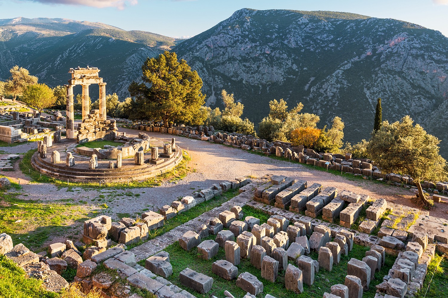 ギリシャ旅行で次のステップへ：定番を超える絶景と体験