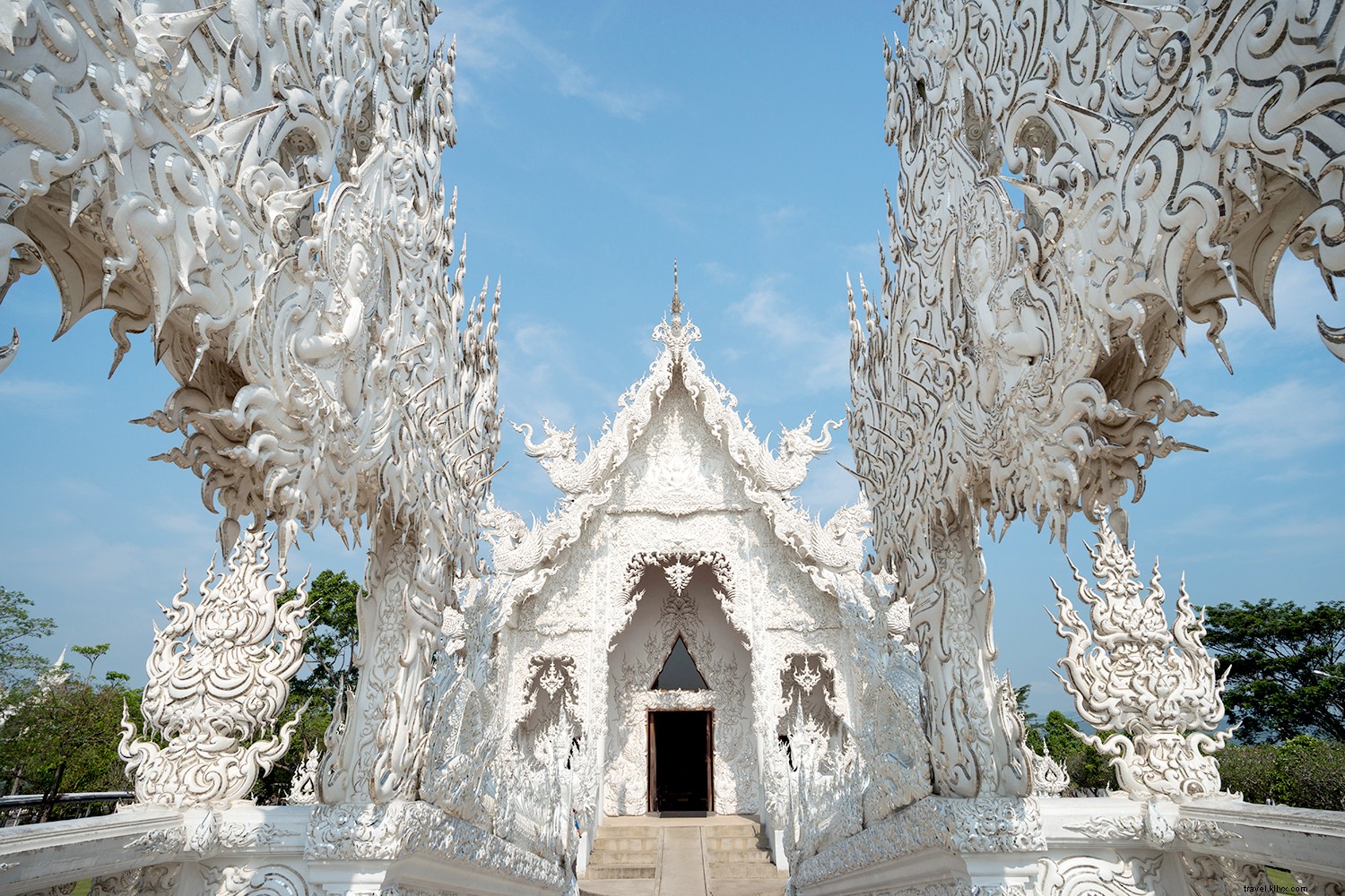 世界を巡る旅人のための20の神聖な場所