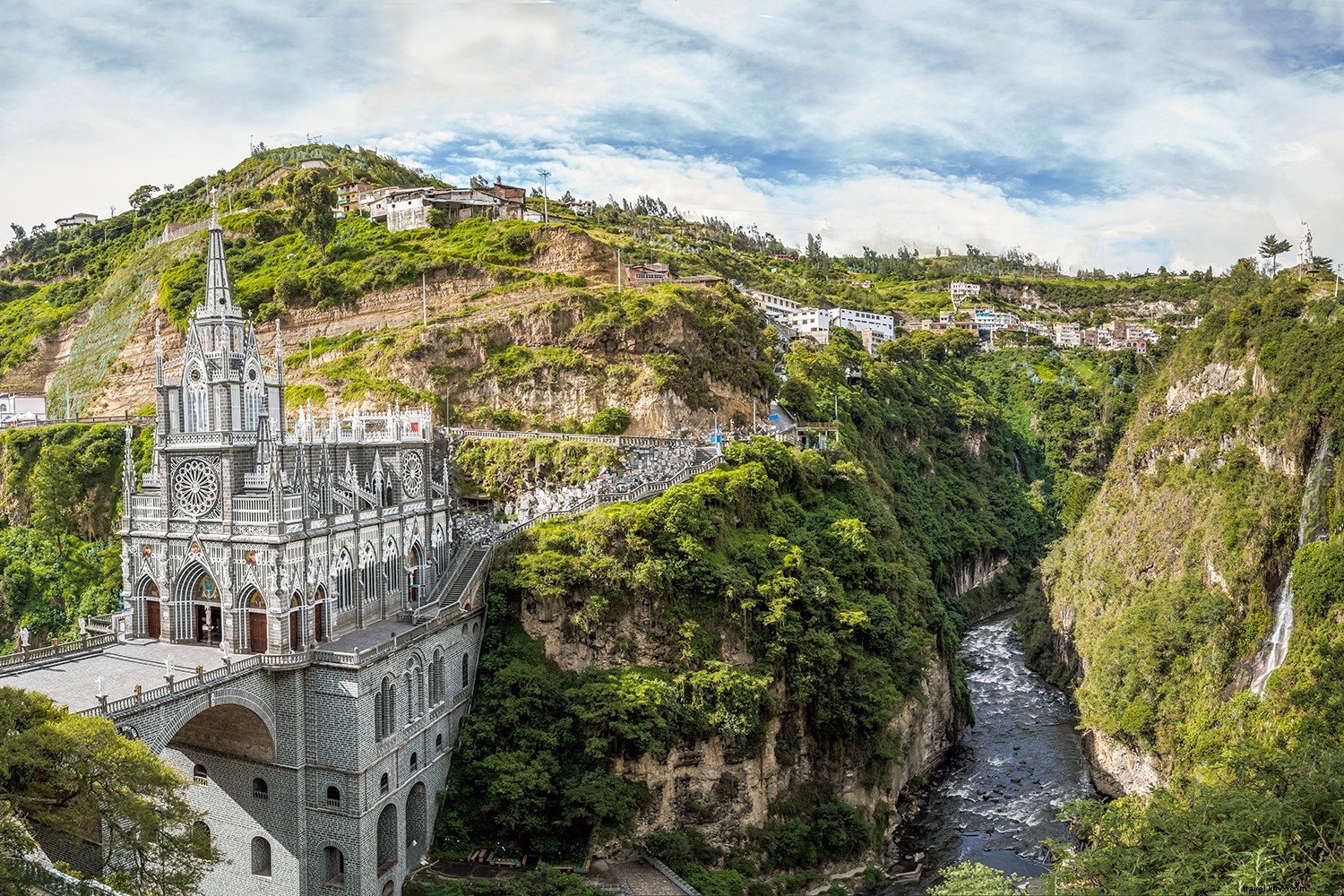 世界を巡る旅人のための20の神聖な場所