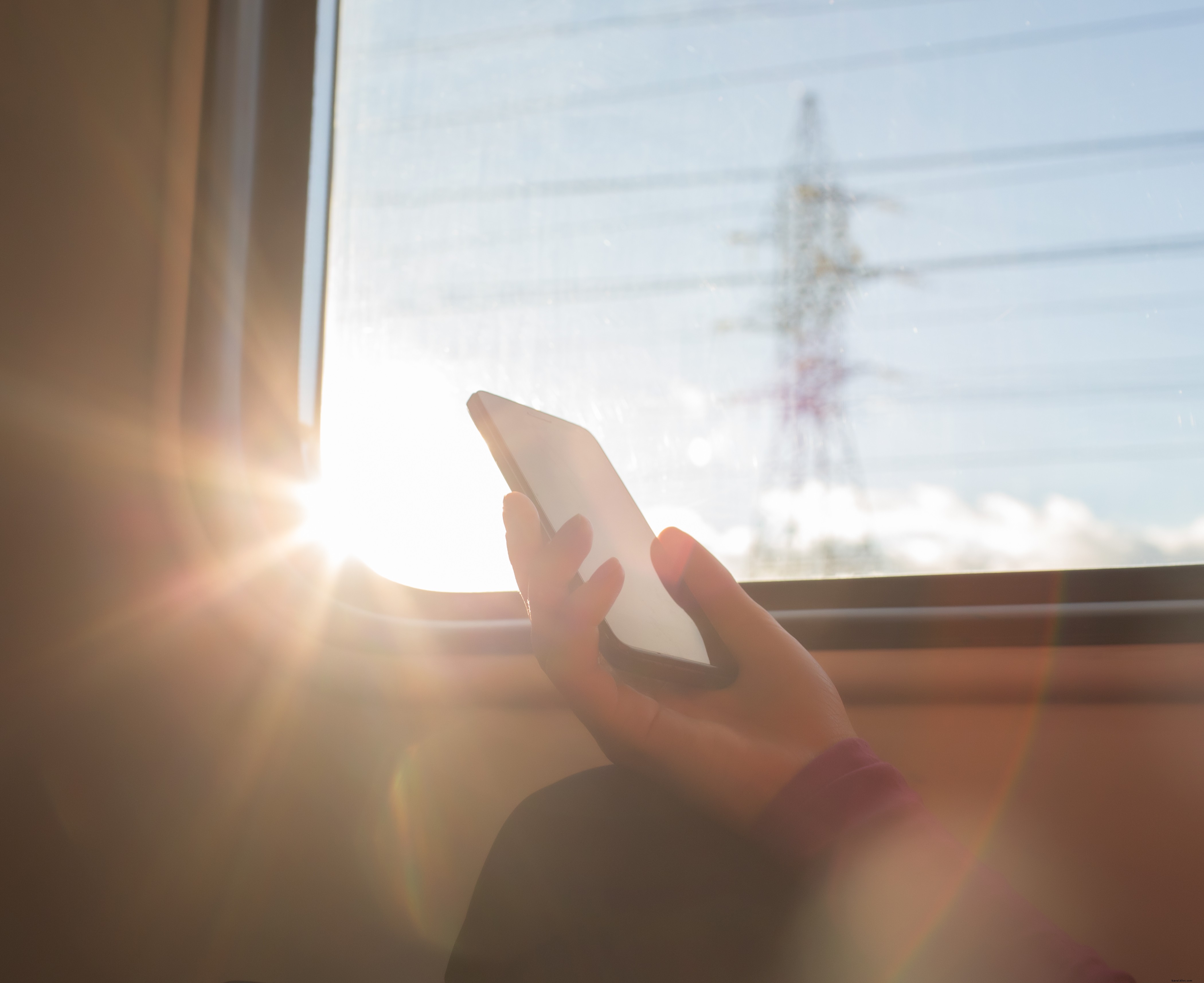 旅行でスマートフォンを活用する30のアイディア