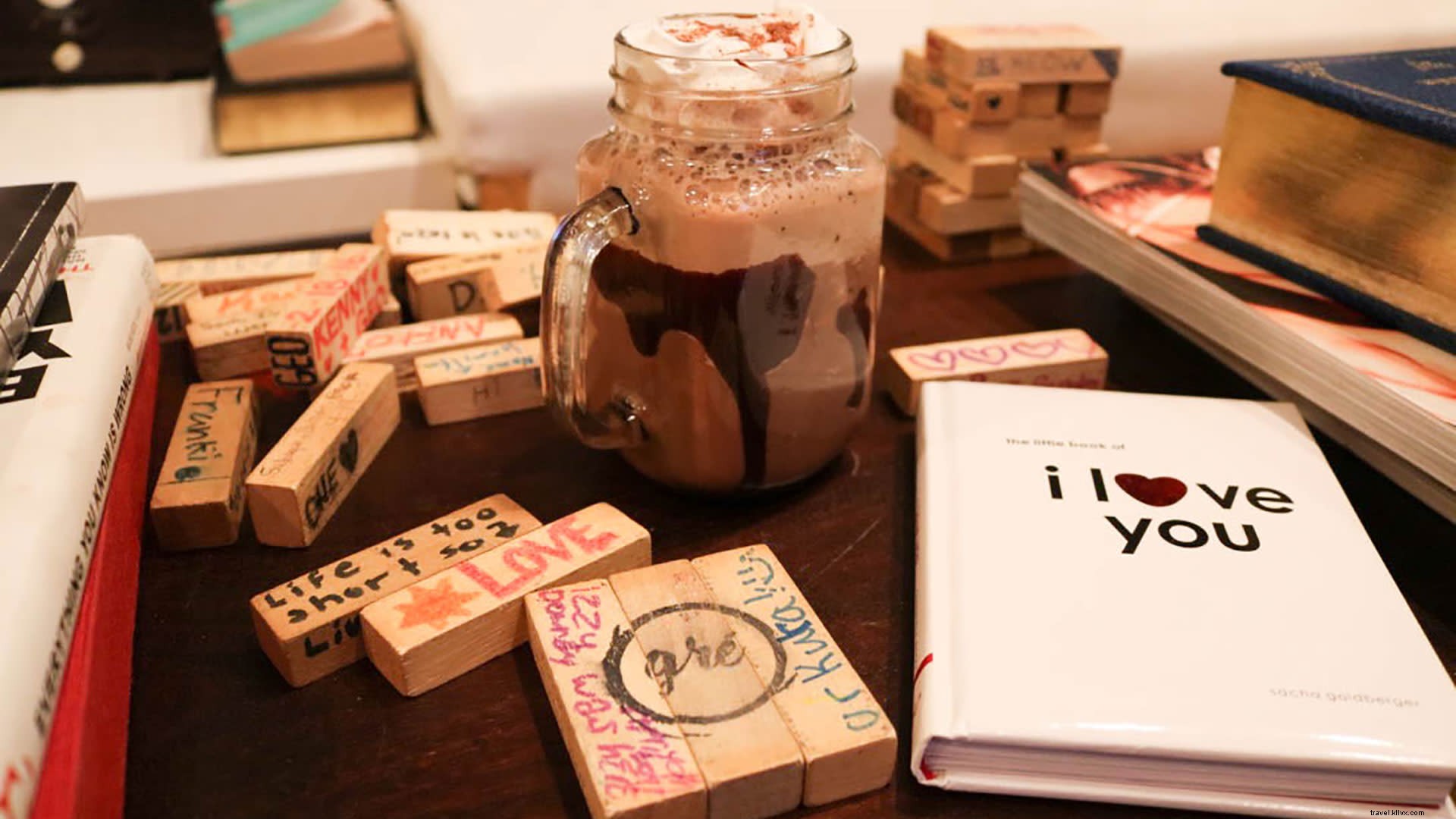 グレーターパームスプリングスで最高のコーヒーショップを見つけよう