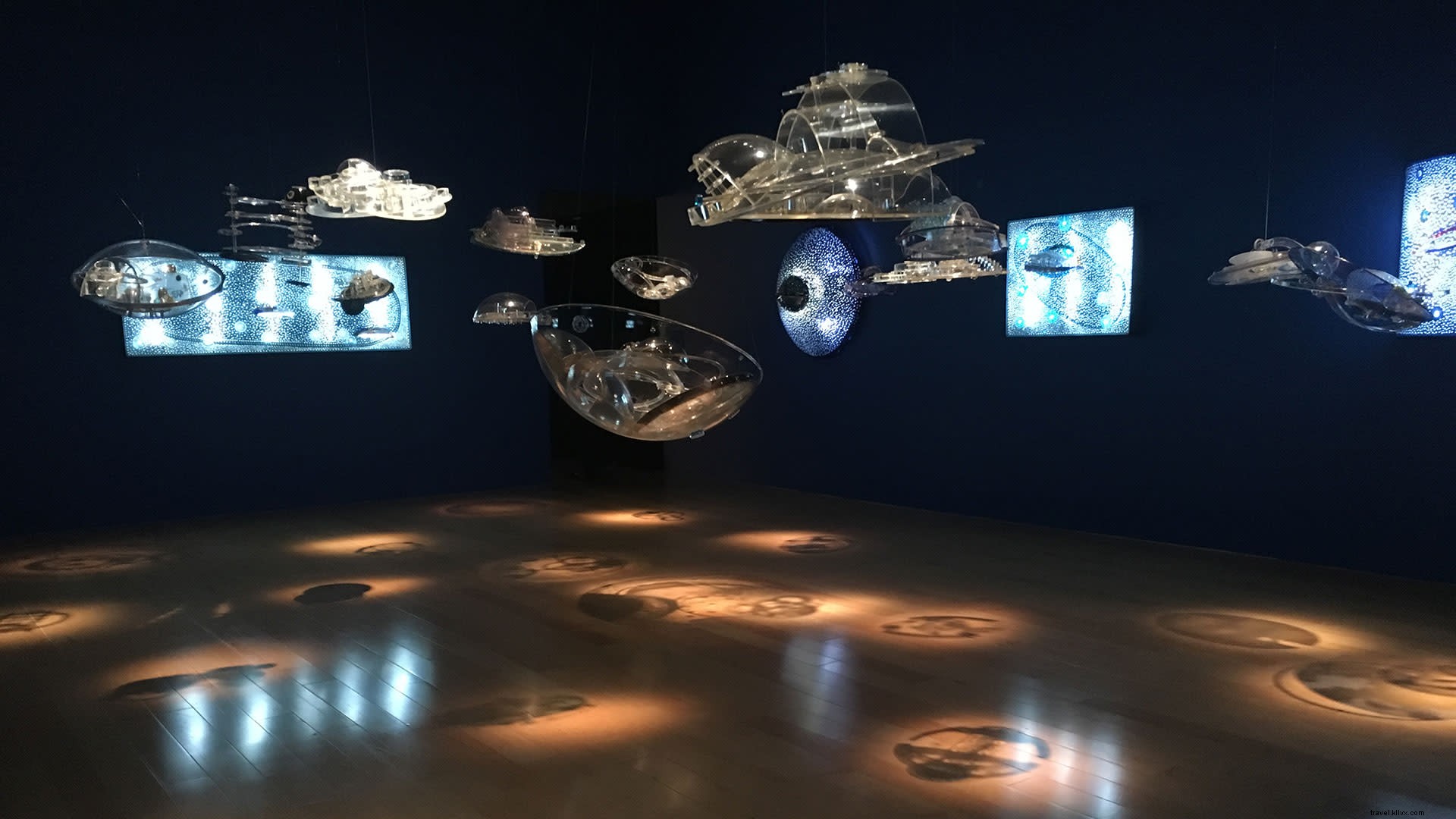 パームスプリングス美術館で開催中の「Kinesthesia（運動感覚）展」