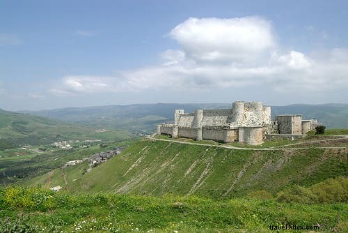 目を見張る世界の美しい建築物