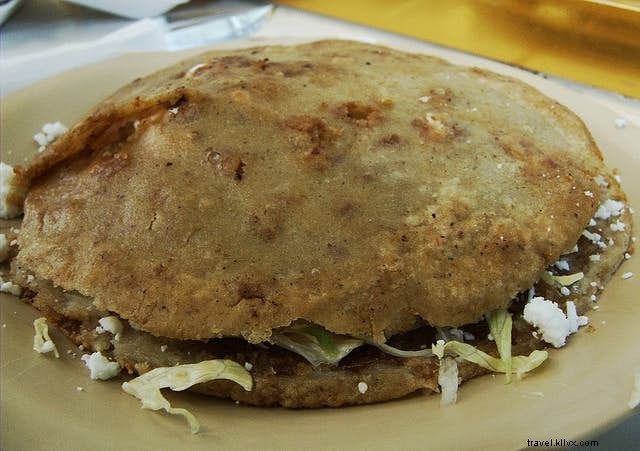 食事制限を忘れさせる、世界最高の屋台グルメ11選