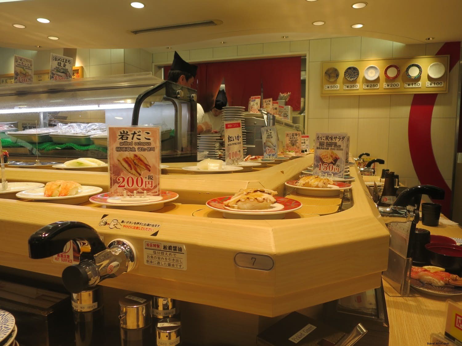 日本で外食を楽しむ：レストラン完全ガイド