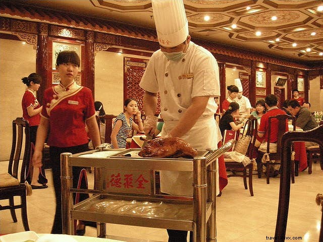 美味しい旅先：世界の象徴的料理7選