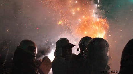 台湾・塩水の蜂巣ロケット祭で体感した爆発の嵐