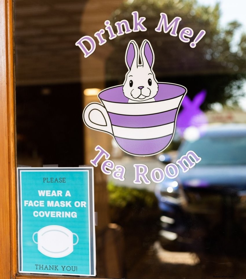 Drink Me! ティールーム – アフタヌーンティー体験を現代風にアレンジ