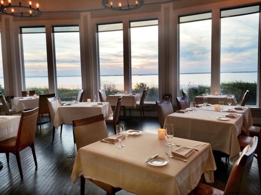 アウターバンクスでの3日間食通旅行：おすすめの食事スポット