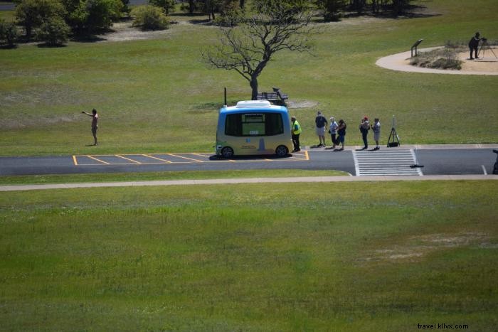 ライト兄弟国定公園、米国国立公園初の自動運転電気シャトル『CASSI』を導入