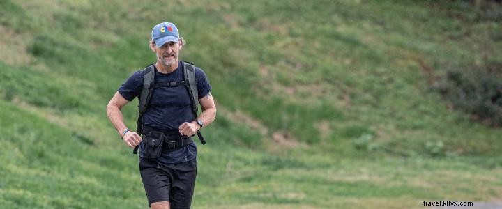 サーフサイドビーチで開催された自閉症啓発のためのラックランマラソン