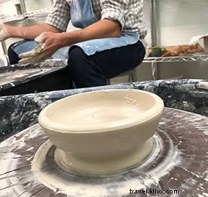 ビーチを越えて：マートルビーチ美術館での陶芸体験