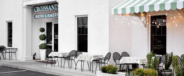 マートルビーチの隠れた名店、Croissants Bistro & Bakeryで味わうフレンチテイストの南部料理