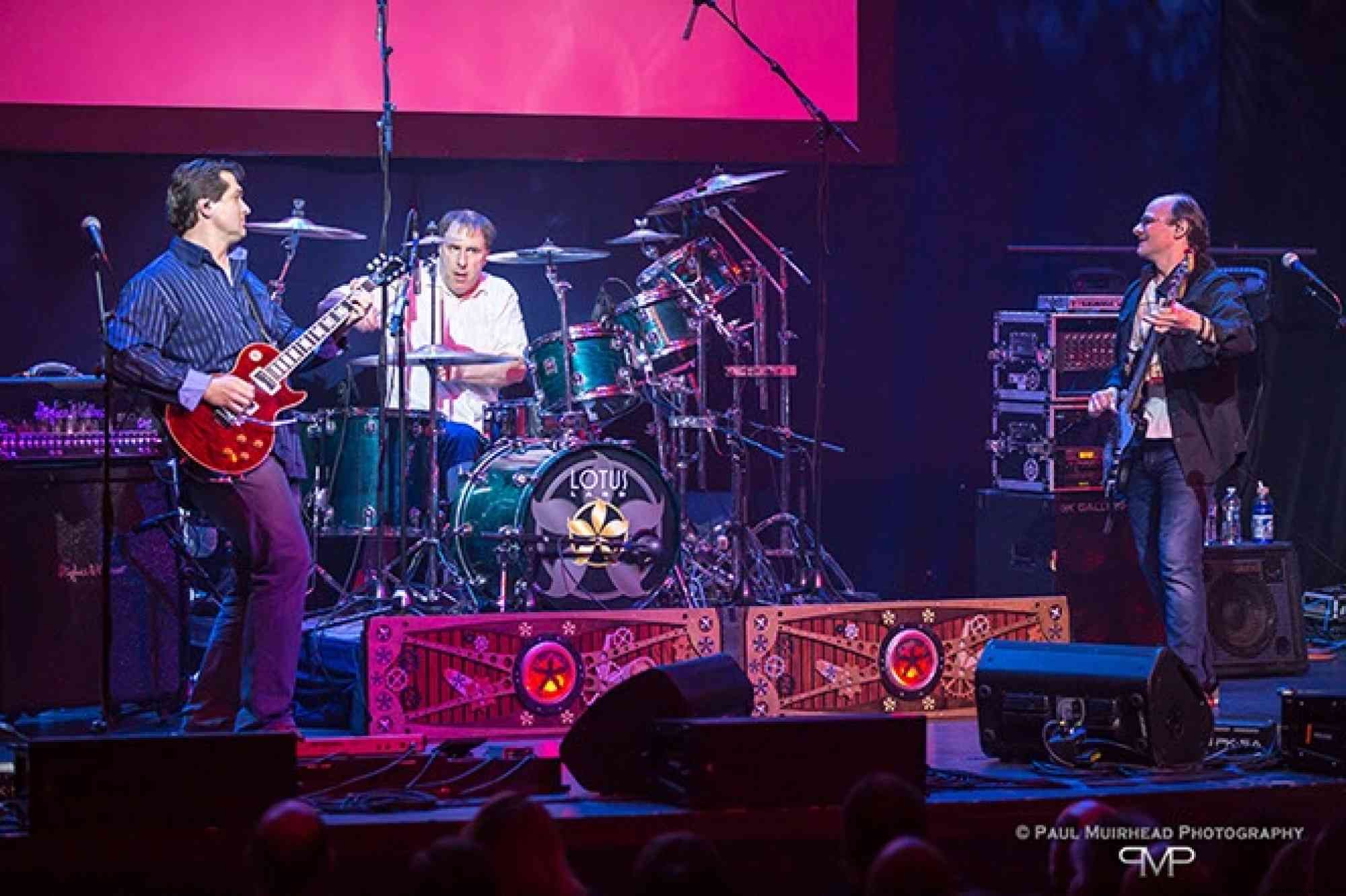 テートシアターで開催！ロータスランド（Rushトリビュート）ライブ