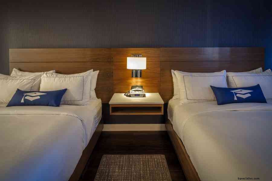Scholar Hotel State College – ダウンタウンの魅力と高級感を兼ね備えた歴史的ホテル