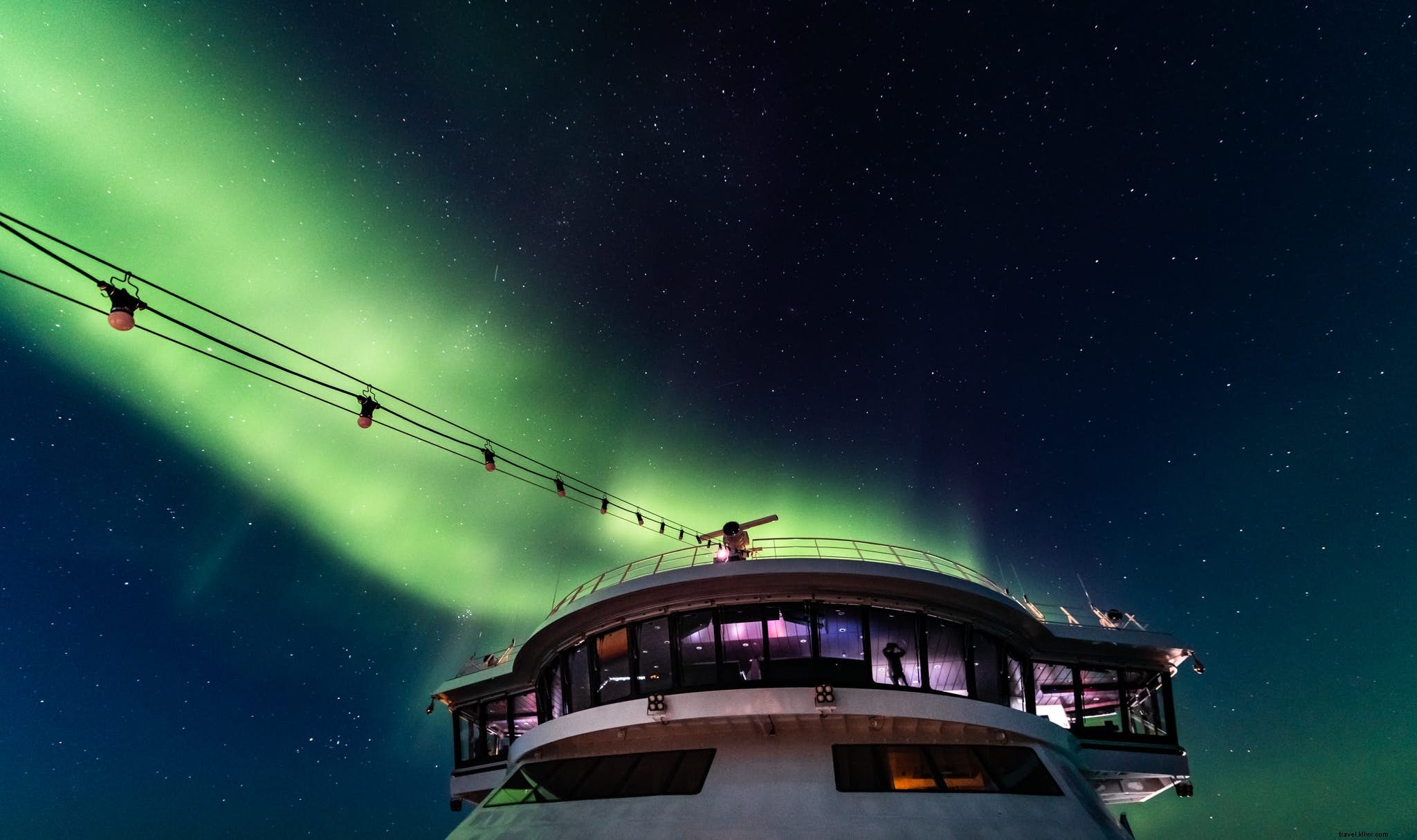 バッテリーハイブリッドクルーズ船MS Roald Amundsen、北西航路初航海に成功