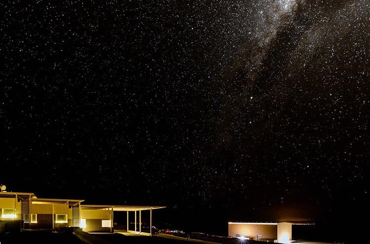 チリ・アタカマ砂漠の星空
