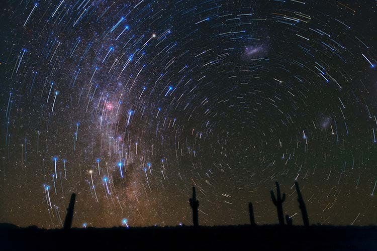 チリ・アタカマ砂漠の星空