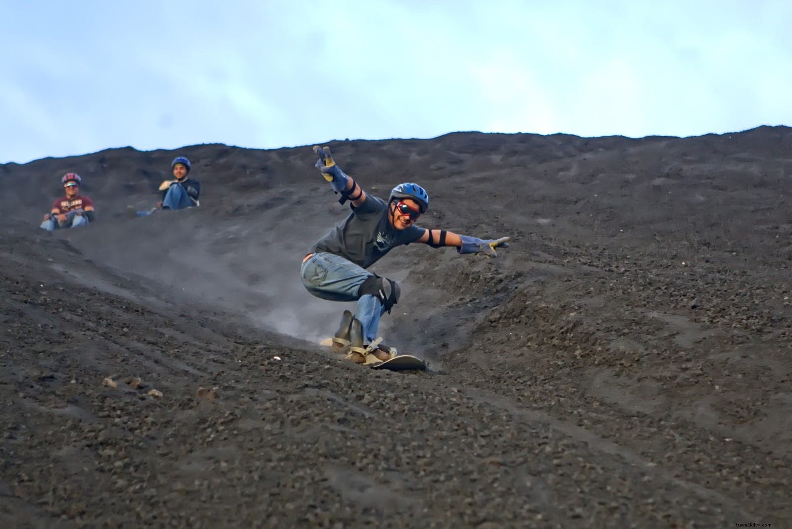 中央アメリカで体感するスリリングな火山冒険ガイド