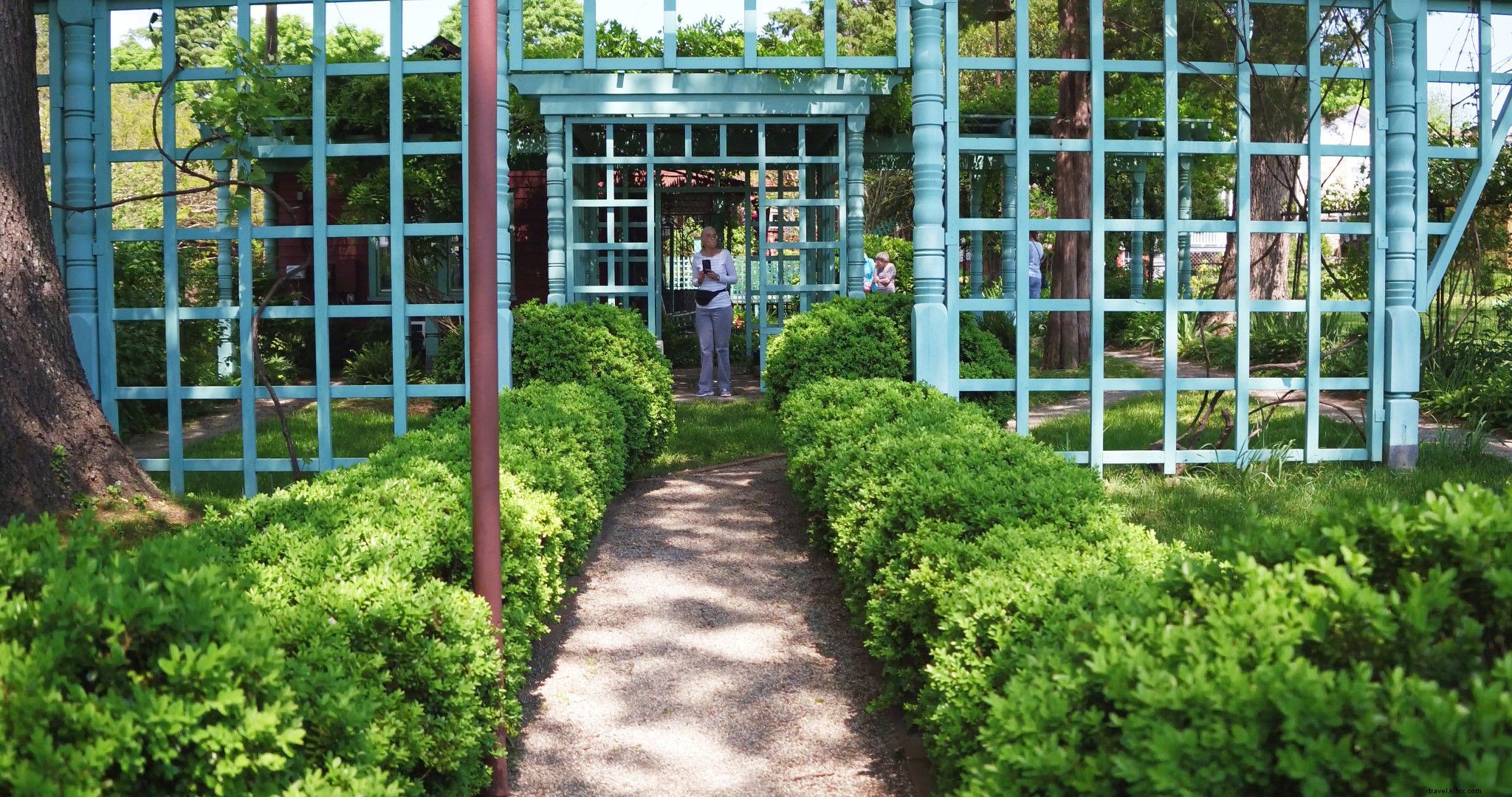 2021年歴史的庭園ウィーク：バージニア州の春の花が彩る見事な庭園