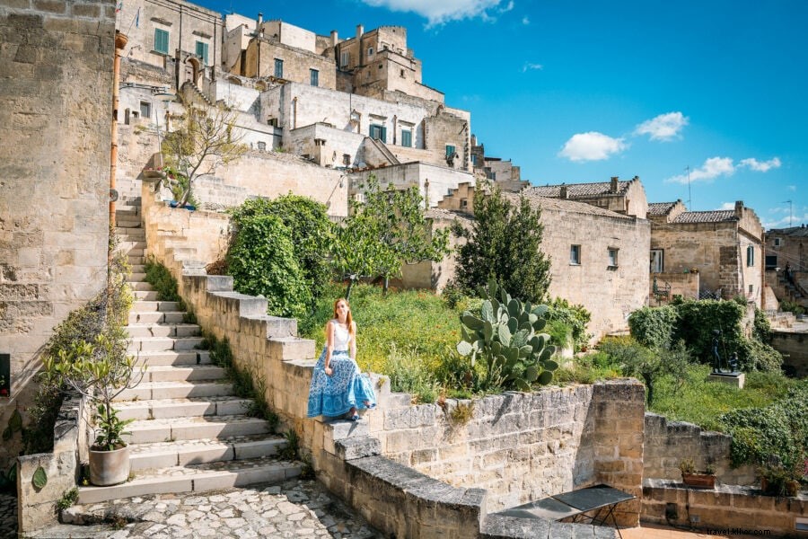 神秘のマテーラ：イタリア・石器時代の洞窟都市