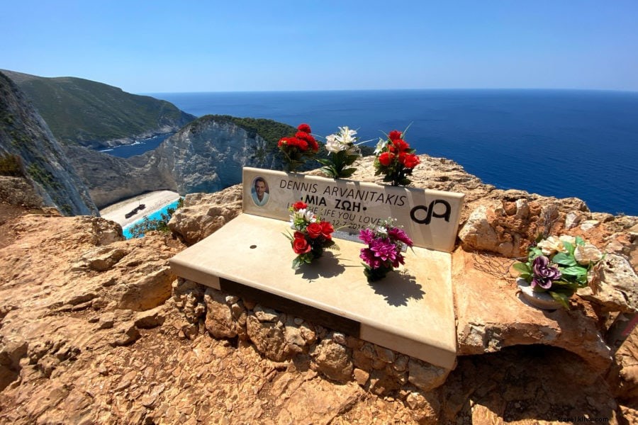 ギリシャ・ザキントス島の有名な難破船ビーチを徹底ガイド