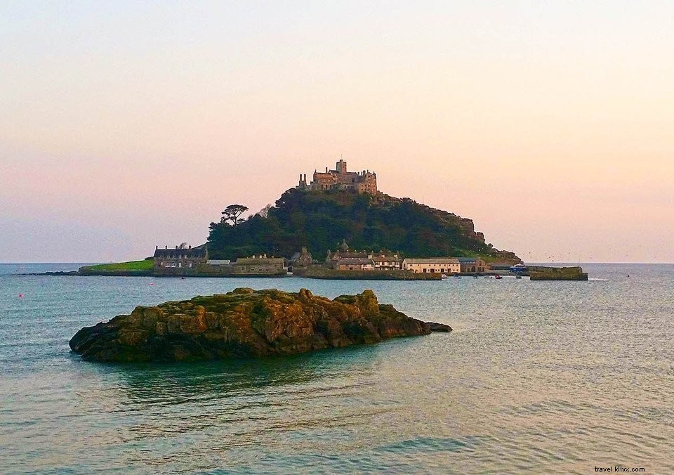 イギリスで13の美しい古城を巡る旅