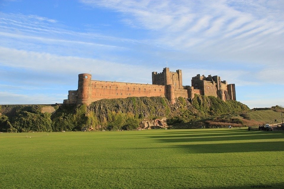 イギリスで13の美しい古城を巡る旅