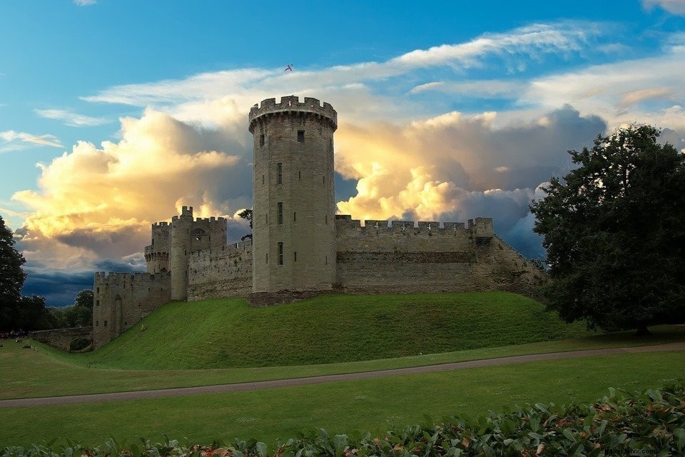 イギリスで13の美しい古城を巡る旅