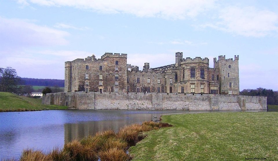 イギリスで13の美しい古城を巡る旅