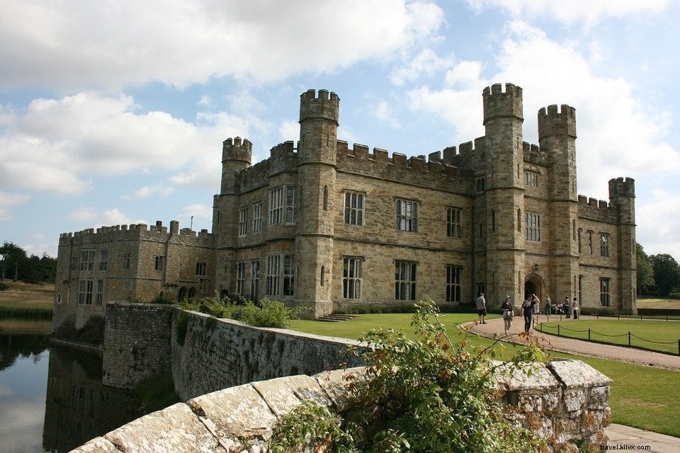 イギリスで13の美しい古城を巡る旅