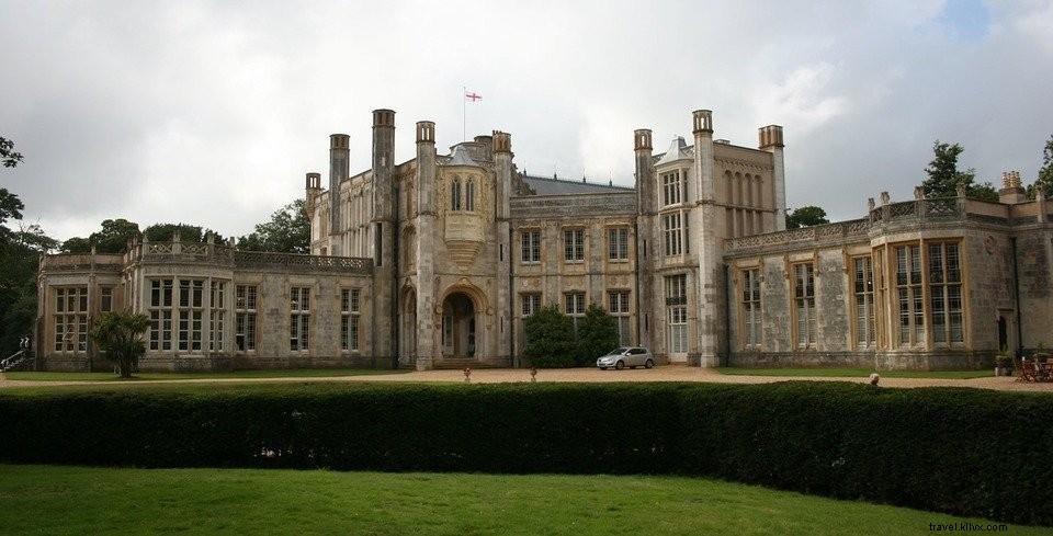 イギリスで13の美しい古城を巡る旅