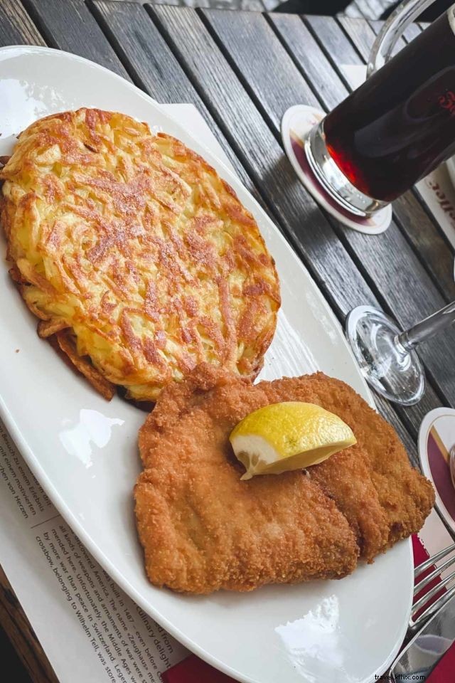 スイスで、または自宅で楽しむ15のスイス料理