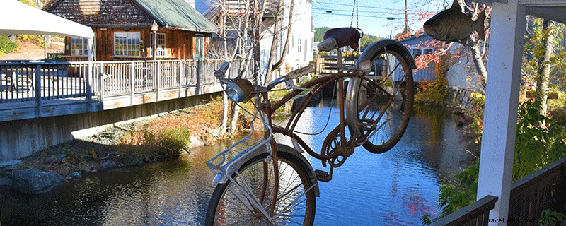 ダートマス・スナピー湖地域で紅葉を楽しむ9つのスポット