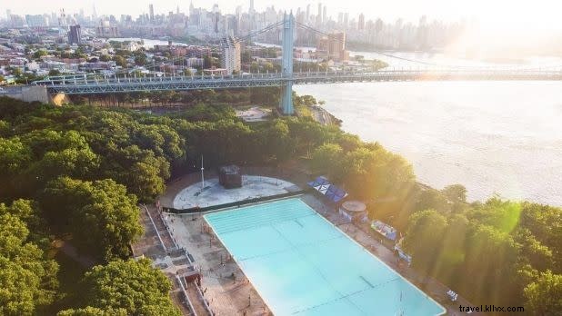 ニューヨーク州で楽しむべき12の絶景スイミングスポット