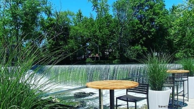 ニューヨーク州で景色を楽しめる屋外ダイニング12選