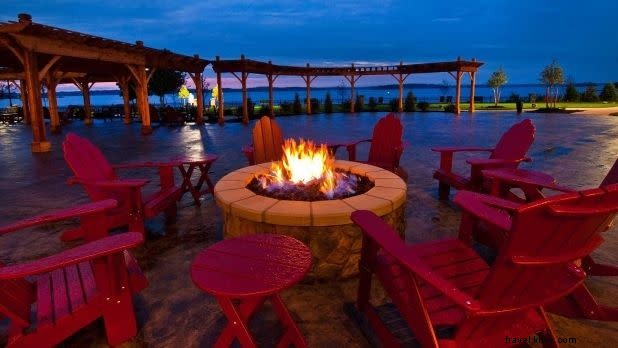 ニューヨーク州で景色を楽しめる屋外ダイニング12選