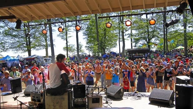 ニューヨーク州の夏に楽しむトップ15音楽祭