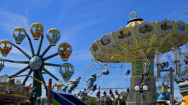 今年の夏に訪れたい11の素晴らしい遊園地とウォーターパーク