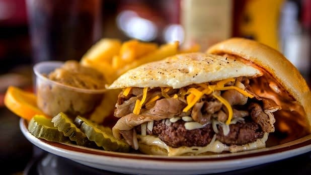 ニューヨーク州で食べるべき最高のハンバーガー8選