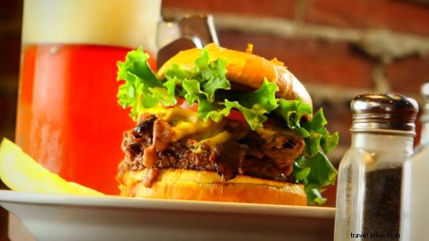 ニューヨーク州で食べるべき最高のハンバーガー8選
