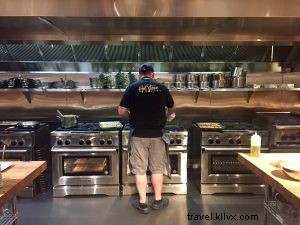 ホットストーブ・ソサエティで料理の魅力を体験する