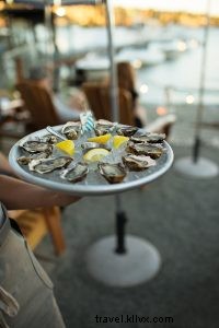 今年の夏にボートを眺めながら飲める地元の5つのスポット