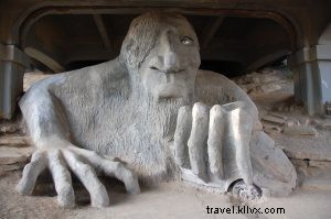 シアトルの象徴的な街とローカルおすすめ：初めての旅行ガイド