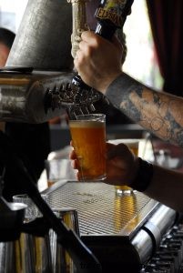 バスでビール巡り：シアトルの醸造所へ行こう