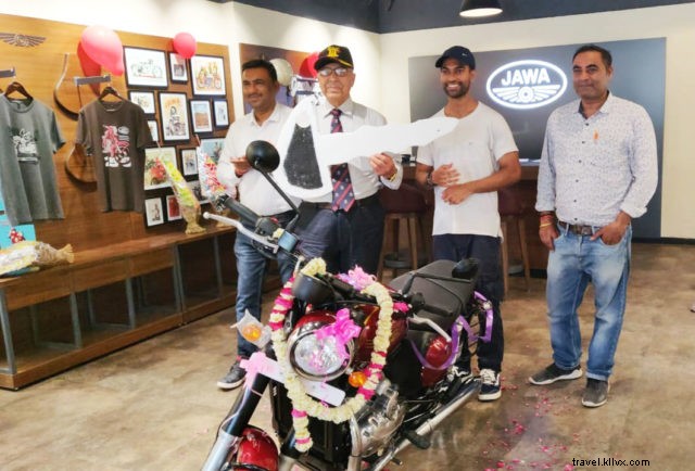 Jawa 42の納期・待機期間と所有者向け情報