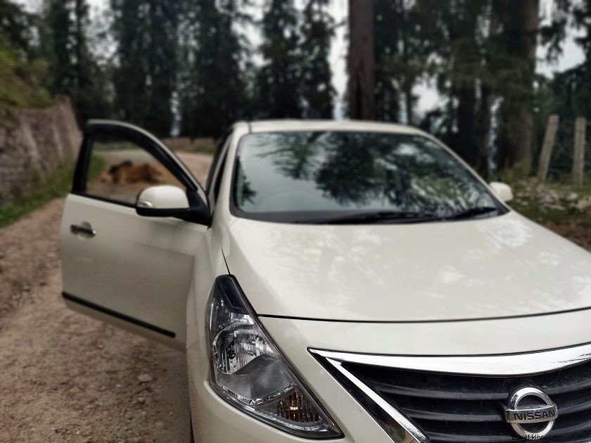 日産サニー レビュー:家族旅行に最適なセダン
