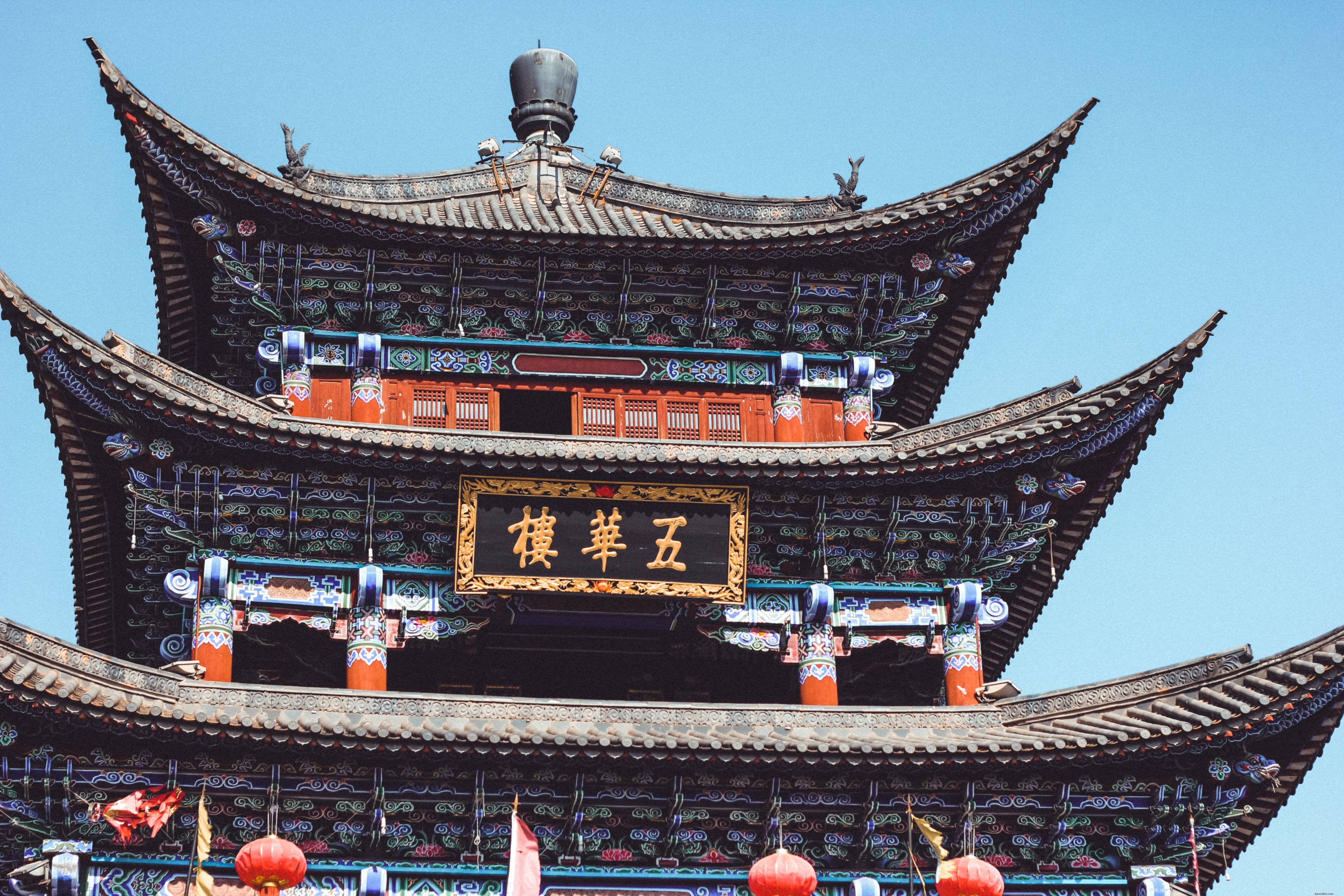 中国寺院の外観を詳細に写した写真集