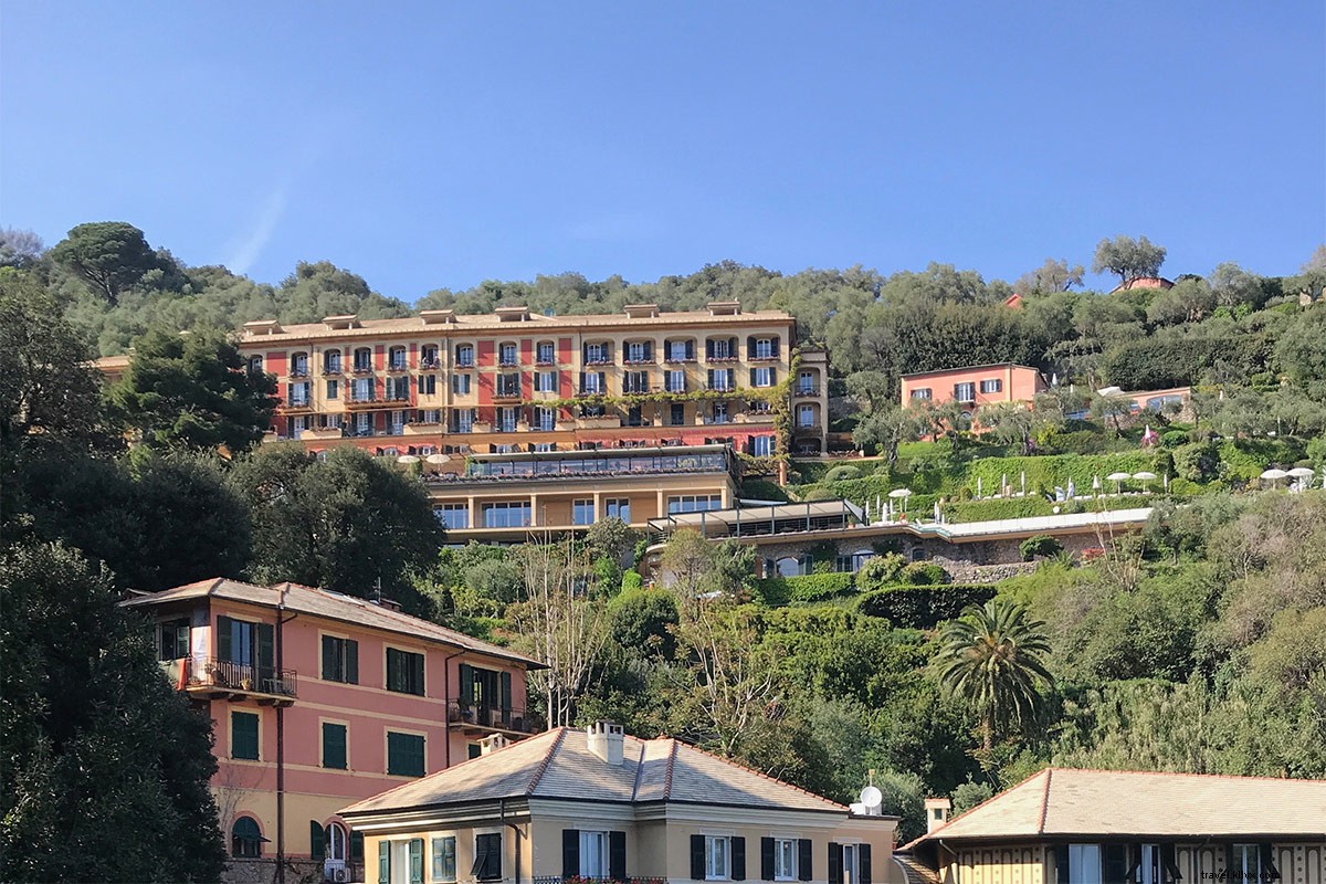 イタリア・リビエラでたった10セントでラ・ドゥルチェ・ヴィータを満喫する方法