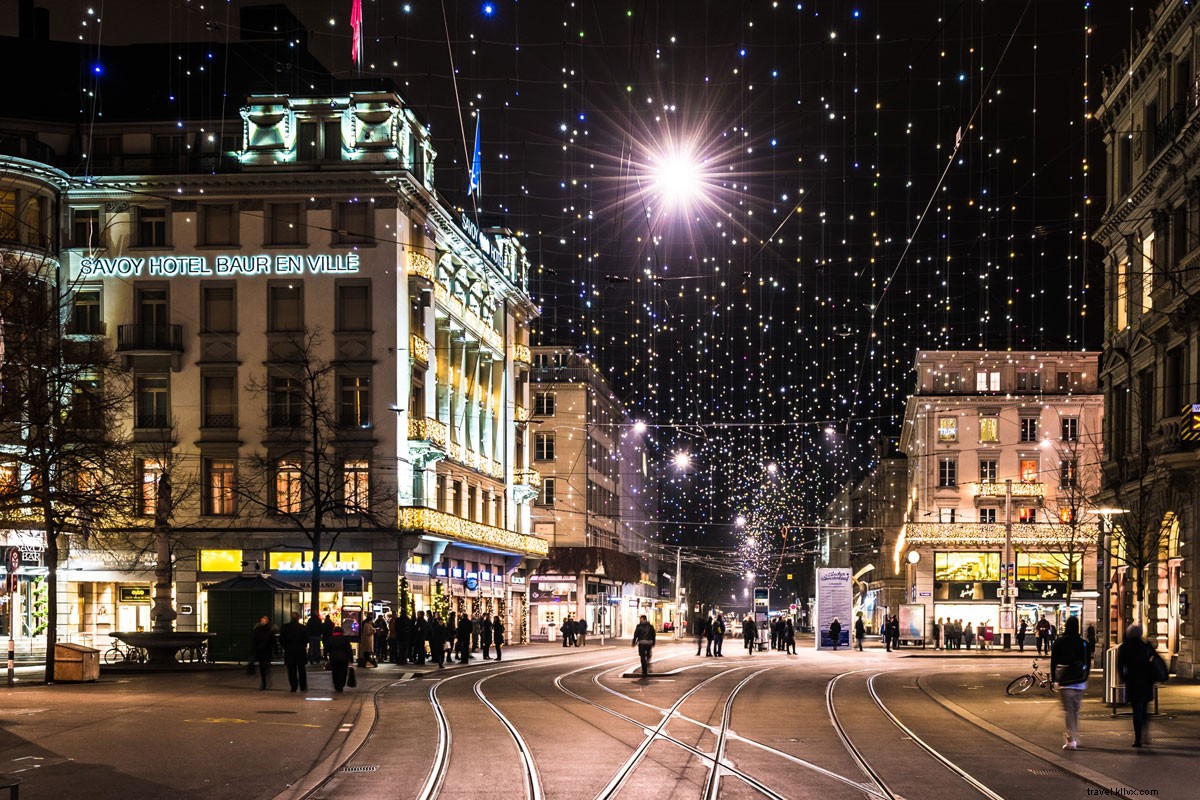 スイスのホリデーを満喫！クリスマスマーケットからフォンデュまで7つの楽しみ
